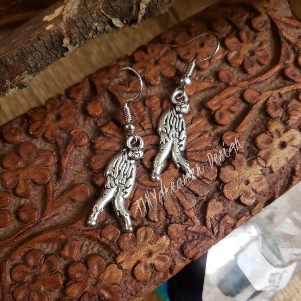 Occult Zombie HORROR earrings ☆HALLOWEEN FREAK☆ Walking Dead Jewelry